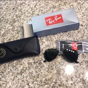 Re Posh - Black Ray Ban Aviators 52mm
